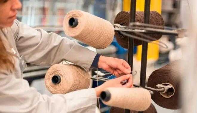 Portugal: A Middle - Tier EU Economy with Textile Industry Roots